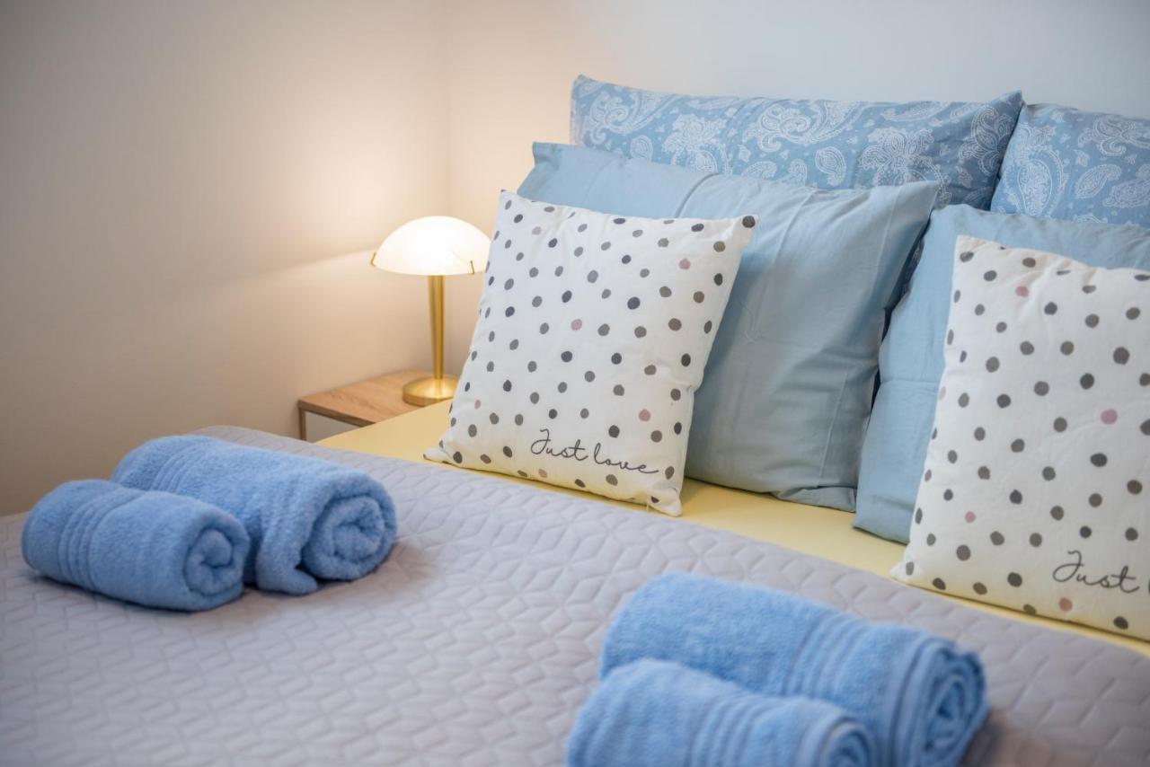 Zsuka Apartman Free Parking Pecs Ngoại thất bức ảnh